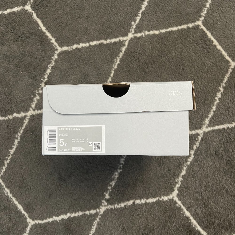 Nike Air Force 1 LE (GS), BOX ONLY (Shoes Not Included)